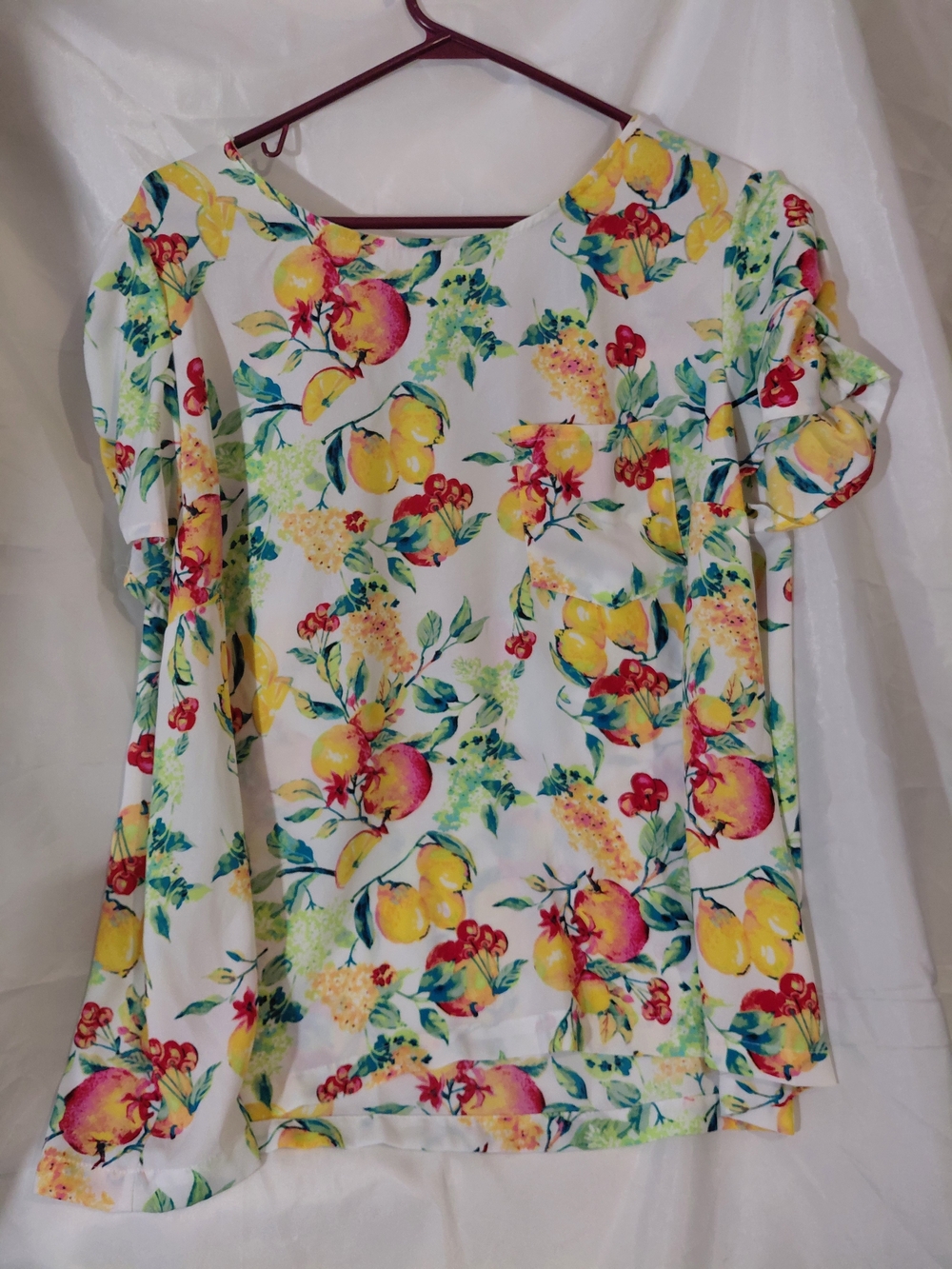 LC Lauren Conrad White Lemon & Floral Print Short Sleeve Top